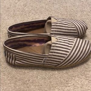 Brown and Cream Striped Toms